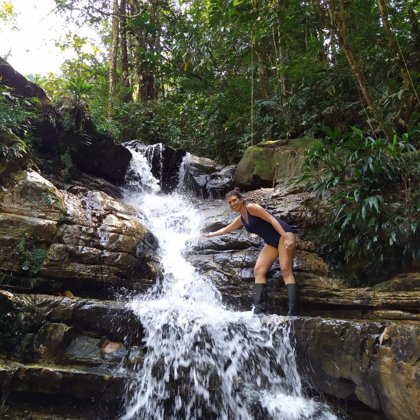 Cascadas de oro Aguas calientes lodge